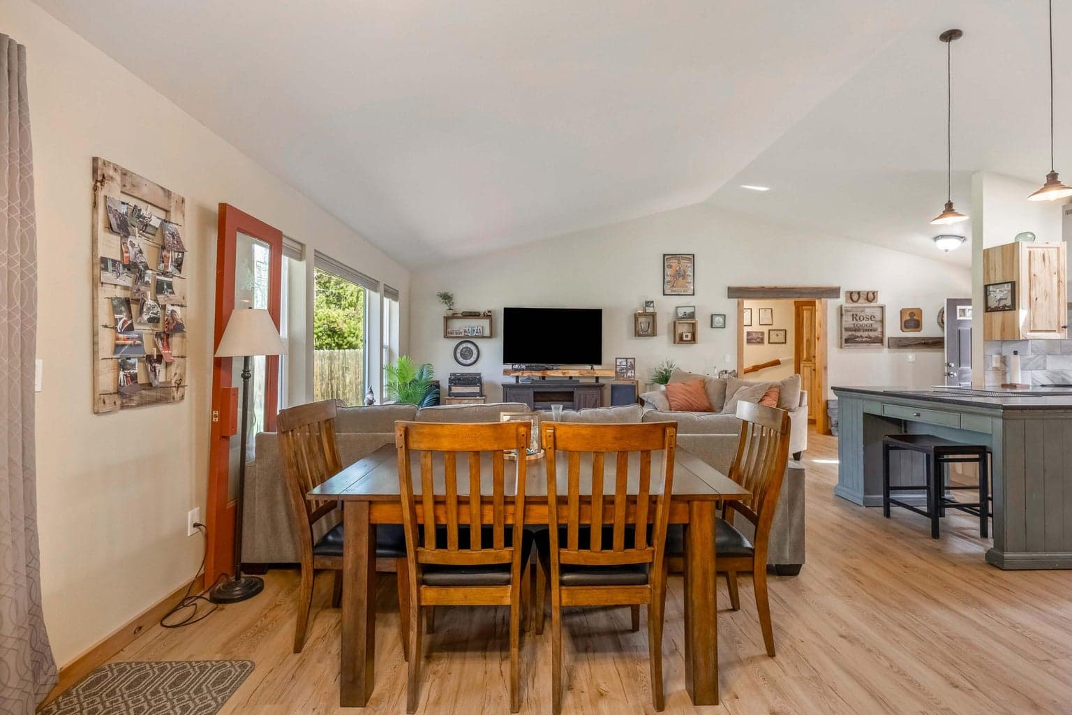 Photo of 17440 Gull Drive 10 of 34