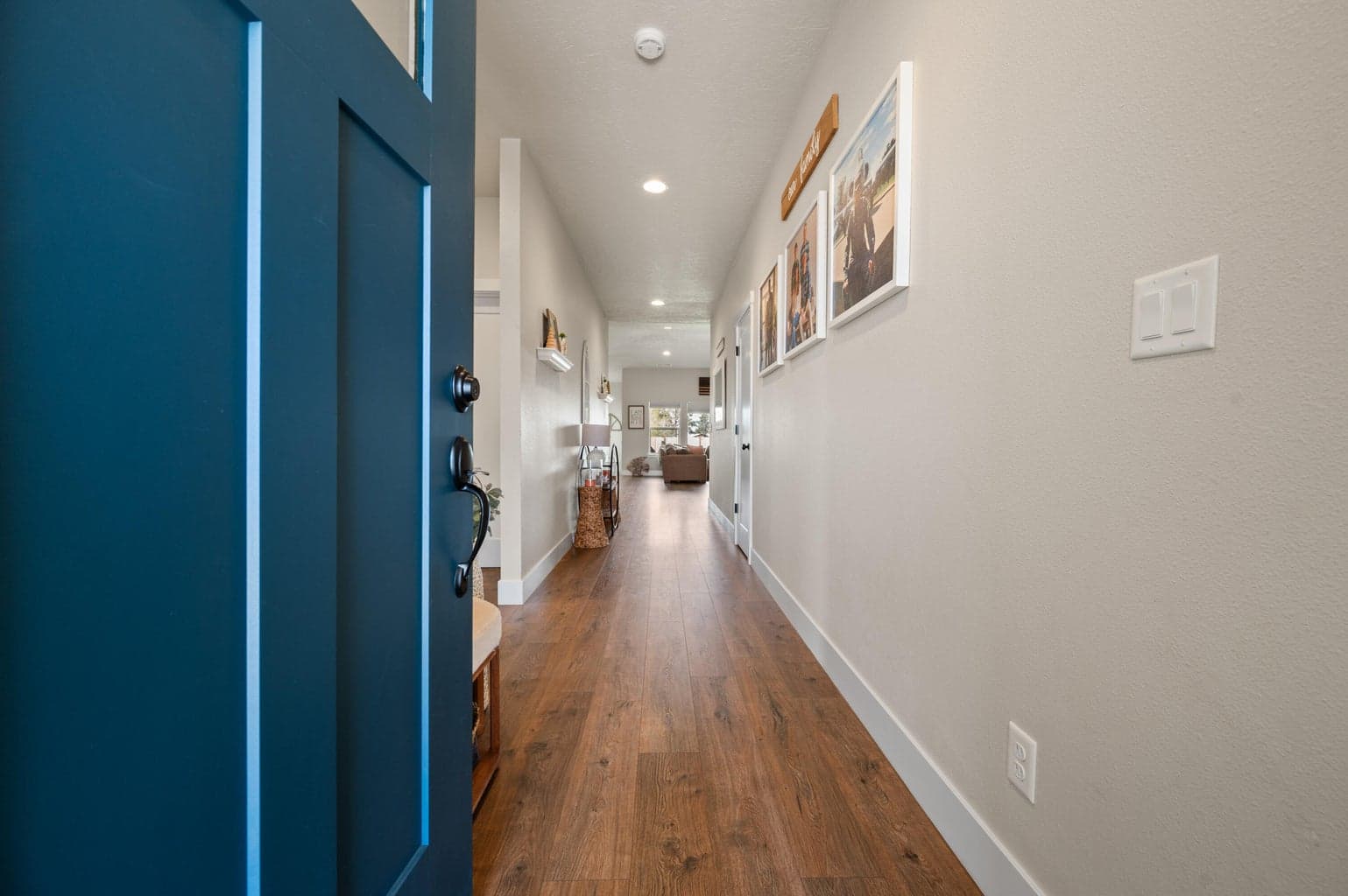 Photo of 4951 SW Yew Place 11 of 55
