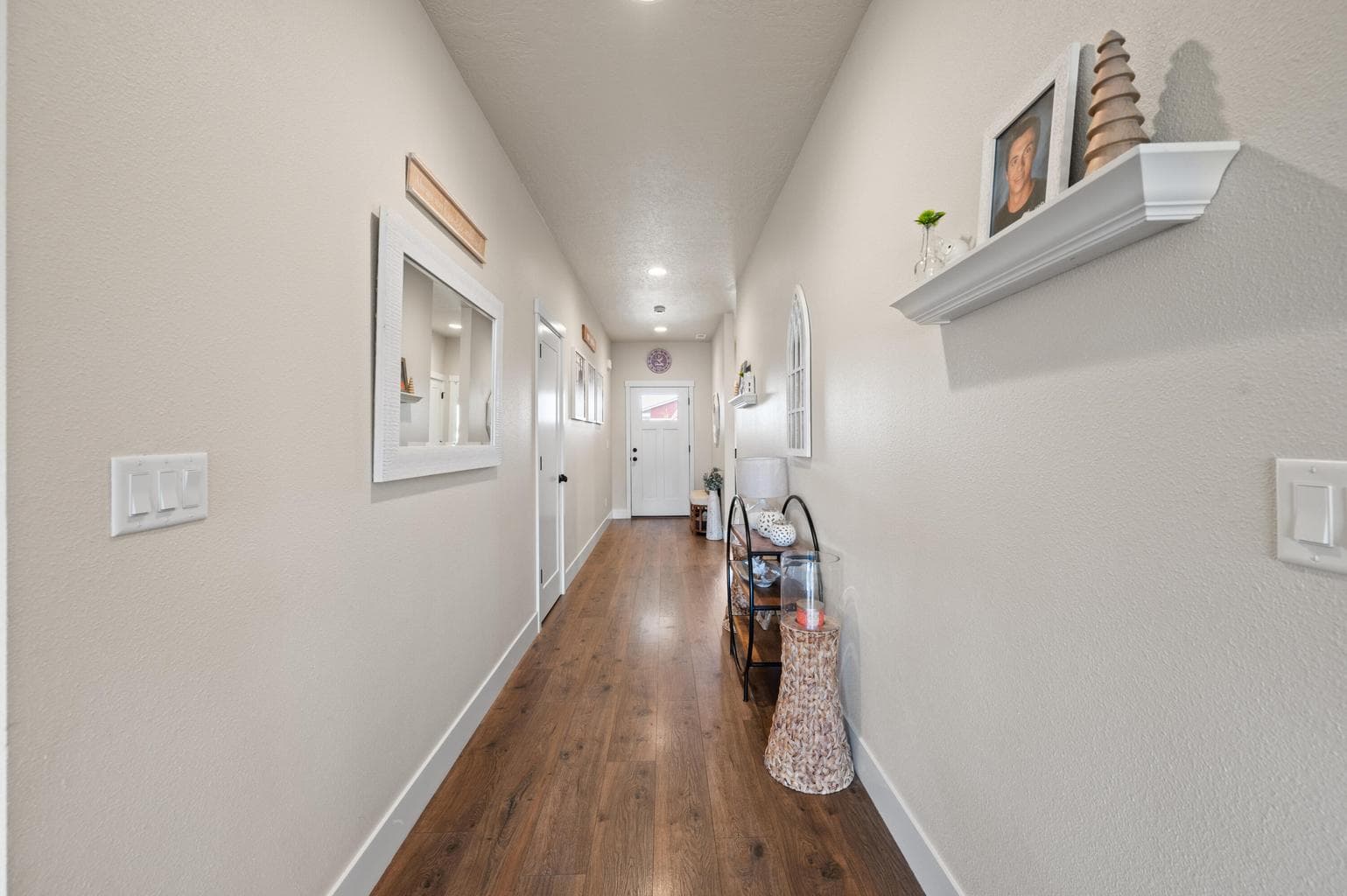 Photo of 4951 SW Yew Place 13 of 55