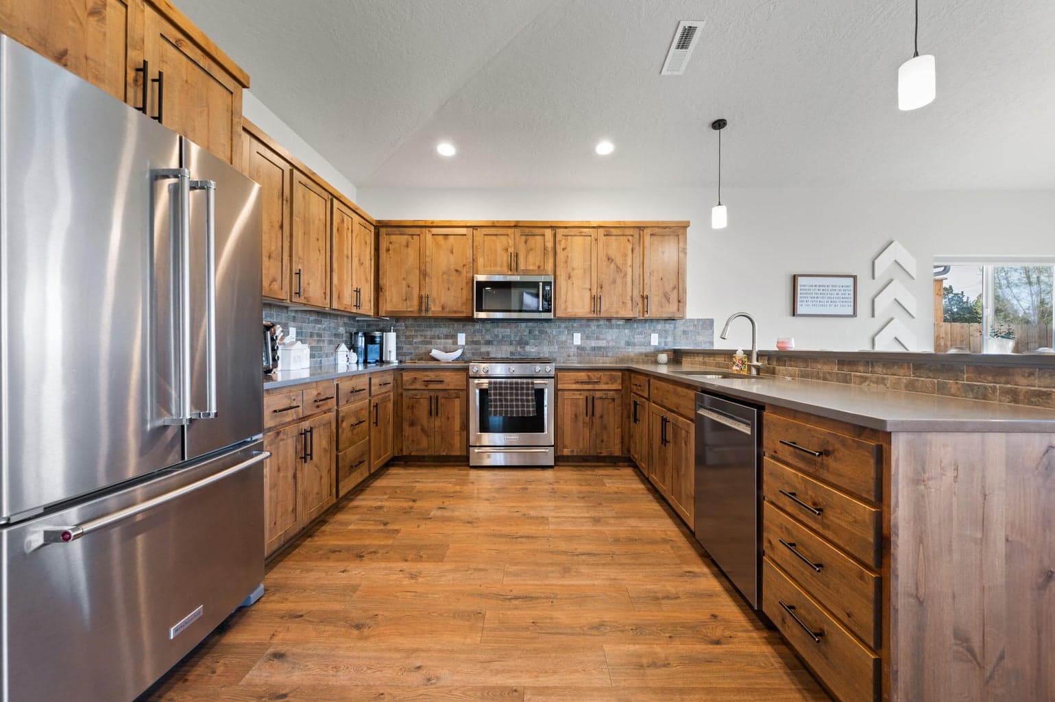Photo of 4951 SW Yew Place 22 of 55
