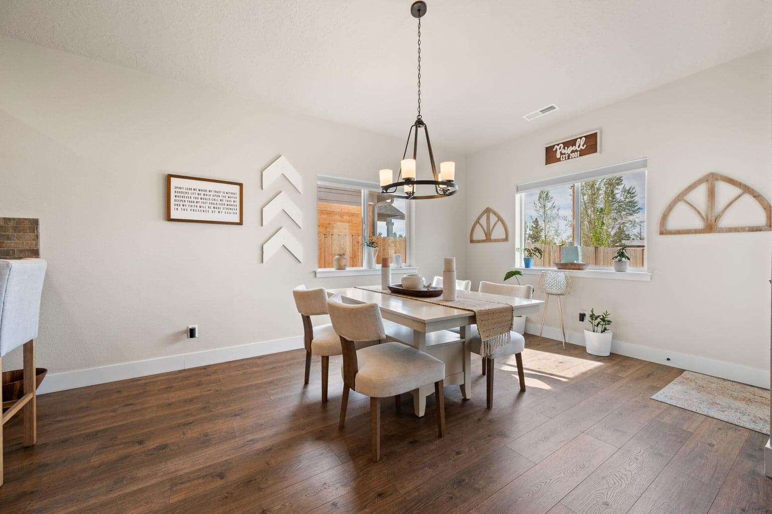 Photo of 4951 SW Yew Place 28 of 55