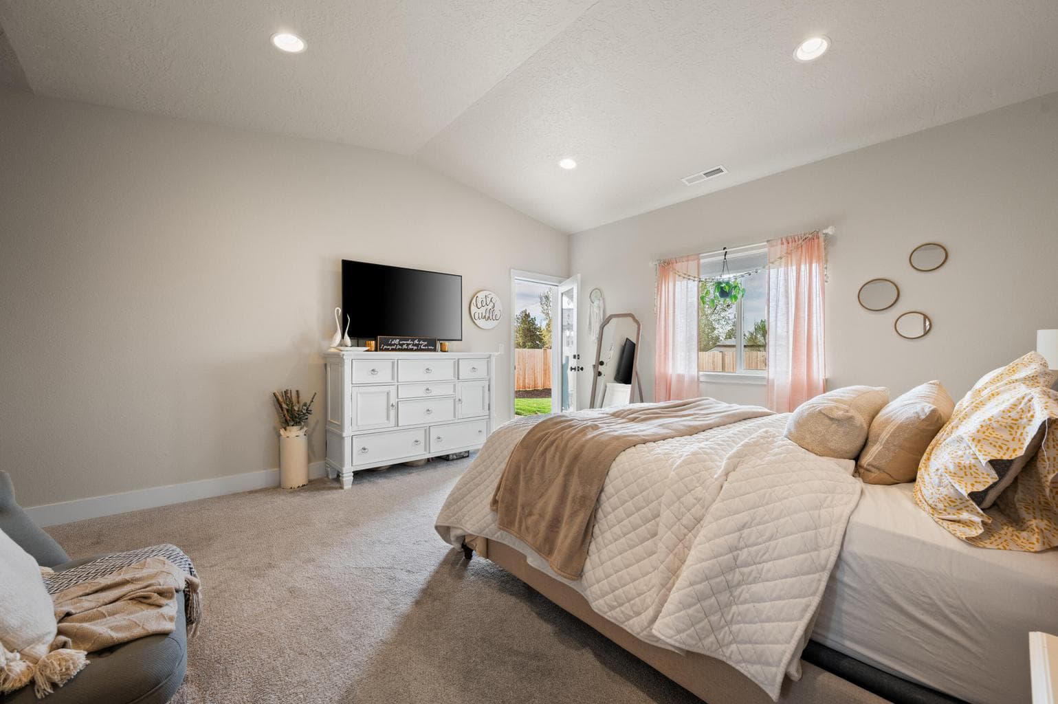 Photo of 4951 SW Yew Place 36 of 55