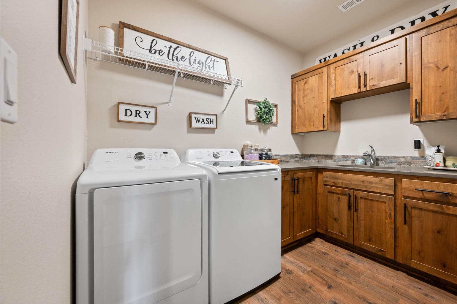 Photo of 4951 SW Yew Place 40 of 55