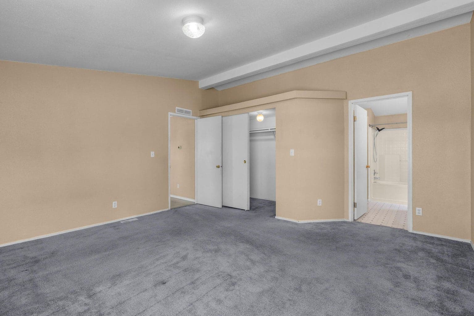Photo of 397 SE 6th Street 16 of 32