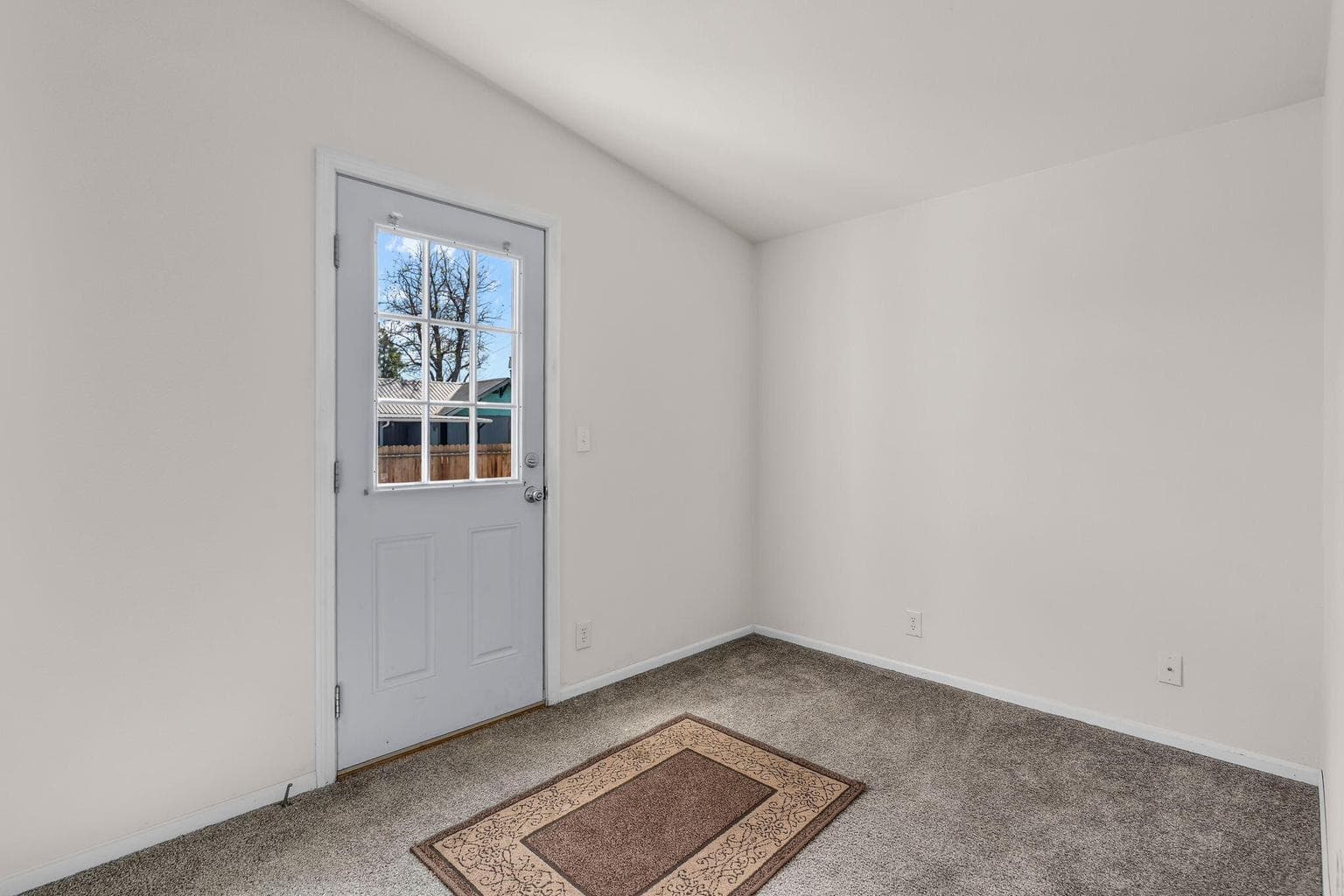 Photo of 397 SE 6th Street 24 of 32