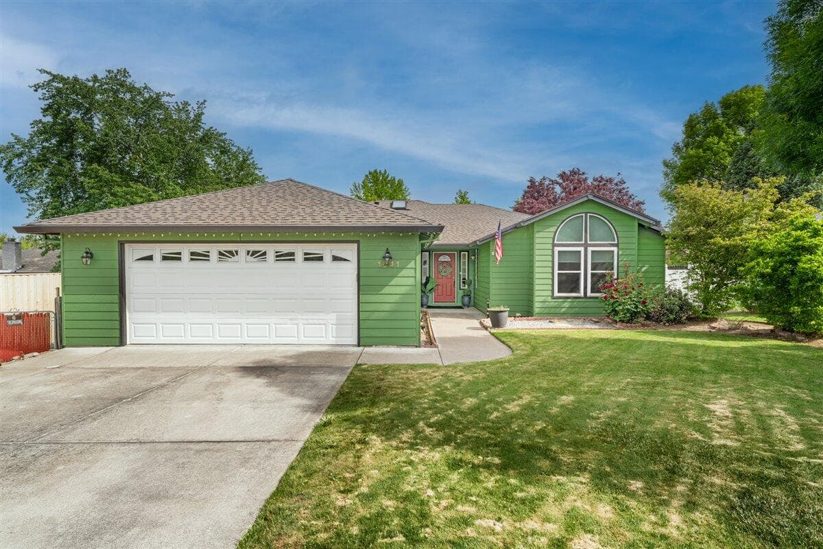 Photo of 1841 Cascadia Circle 1 of 34
