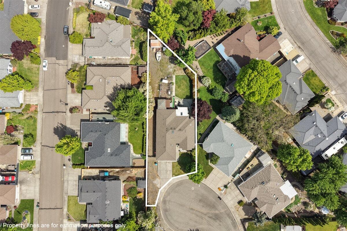 Photo of 1841 Cascadia Circle 3 of 34