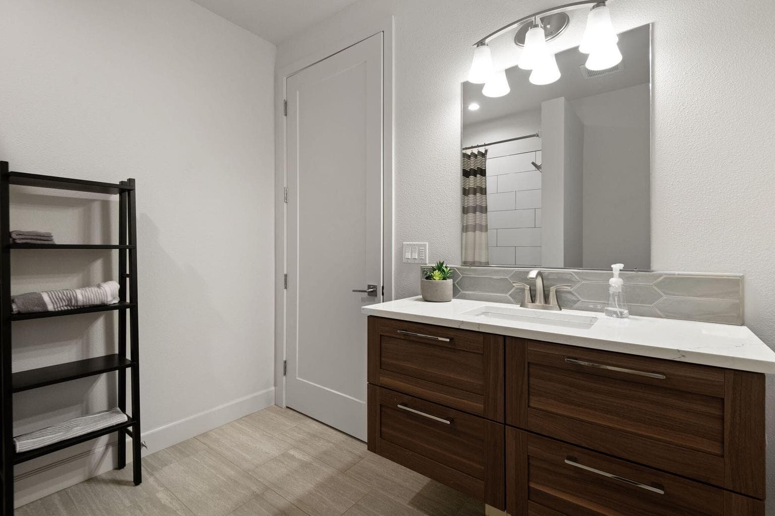 Photo of 2498 NW Brickyard Street 38 of 51