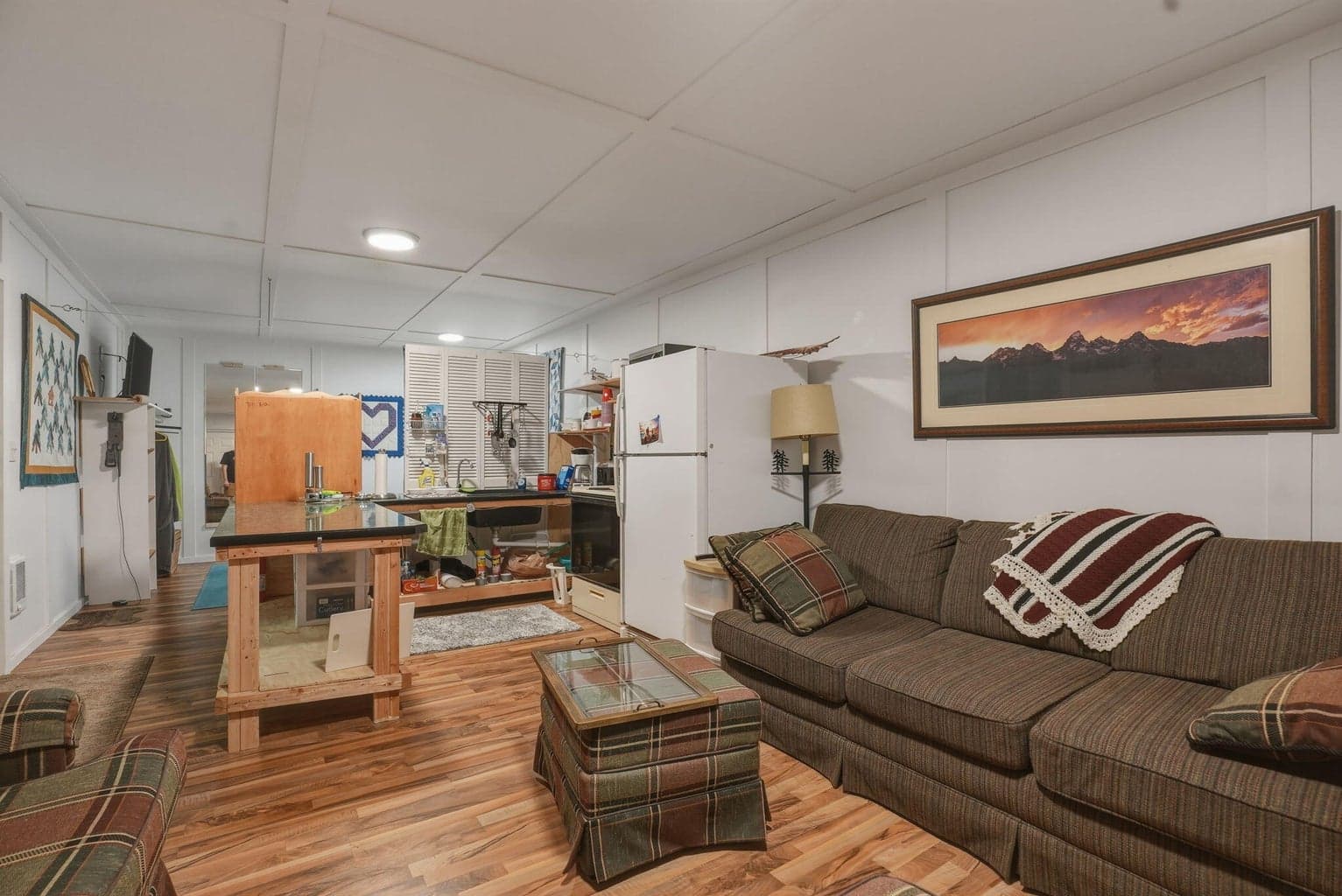 Photo of 17118 Laguna Road 11 of 24