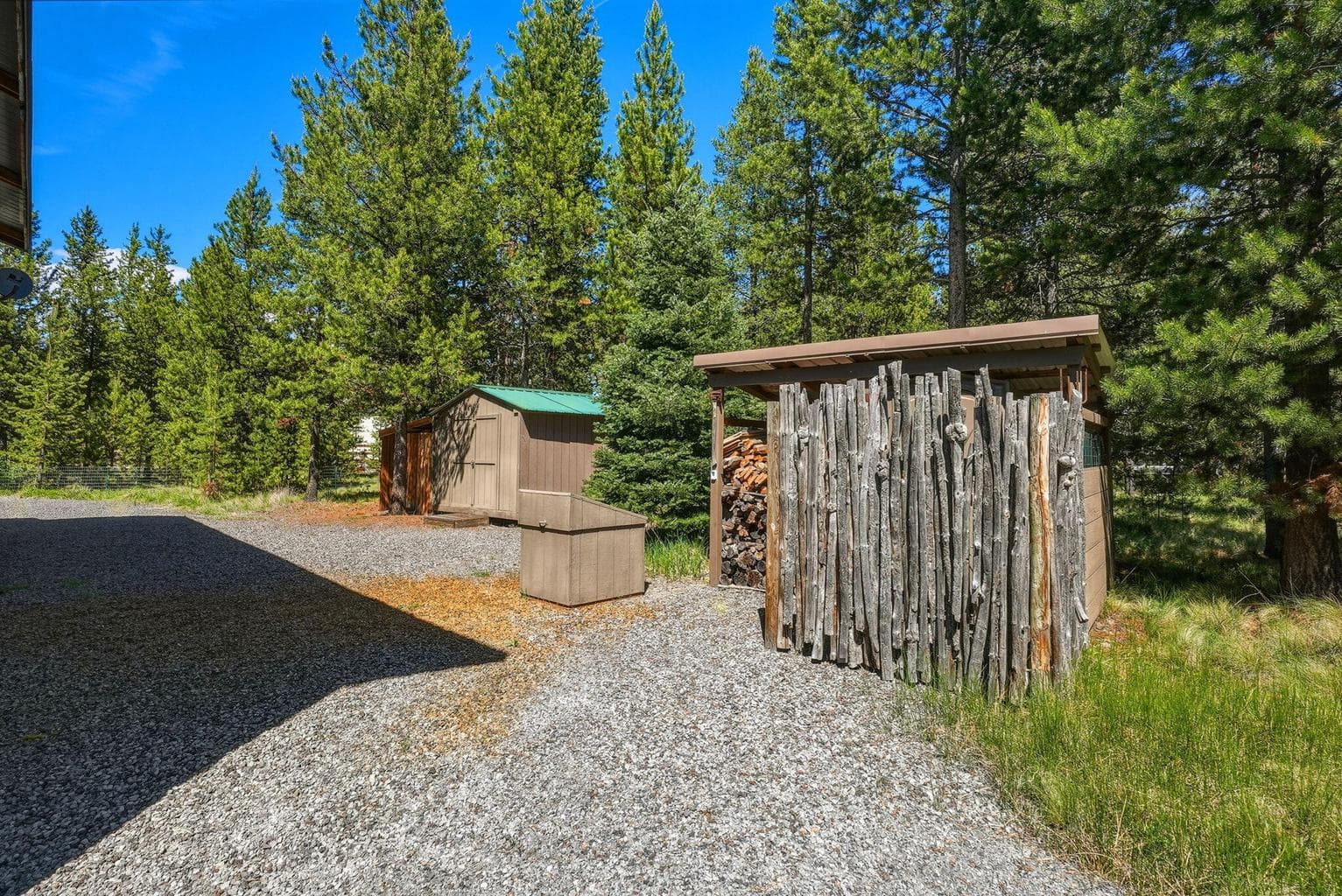 Photo of 17118 Laguna Road 16 of 24