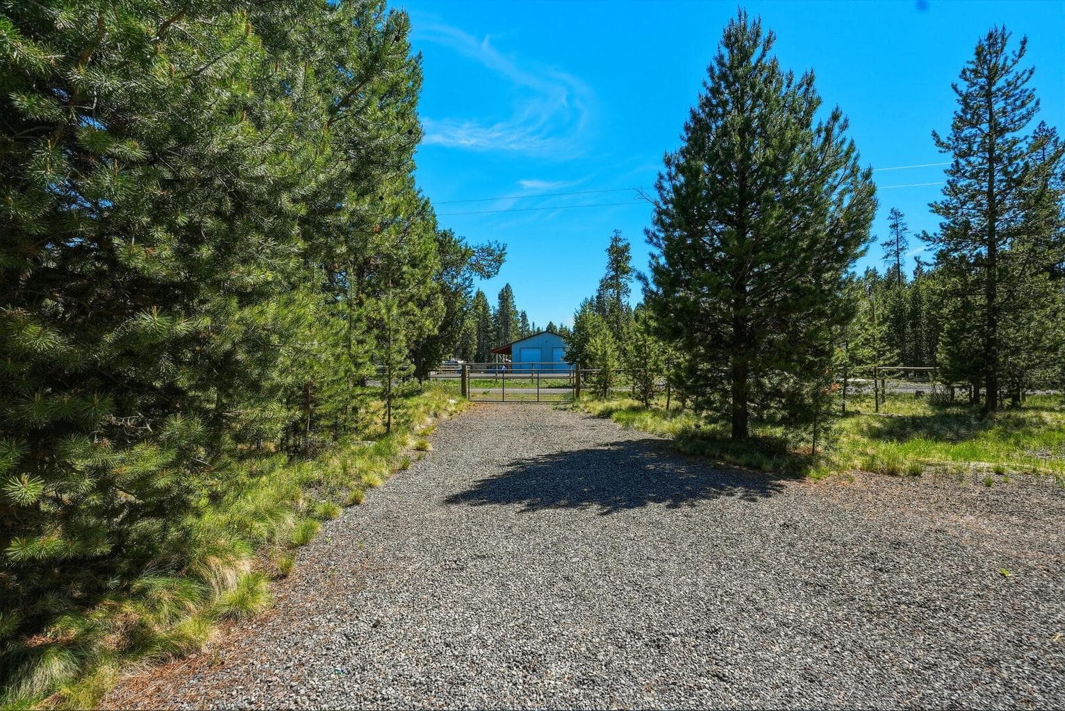 Photo of 17118 Laguna Road 17 of 24