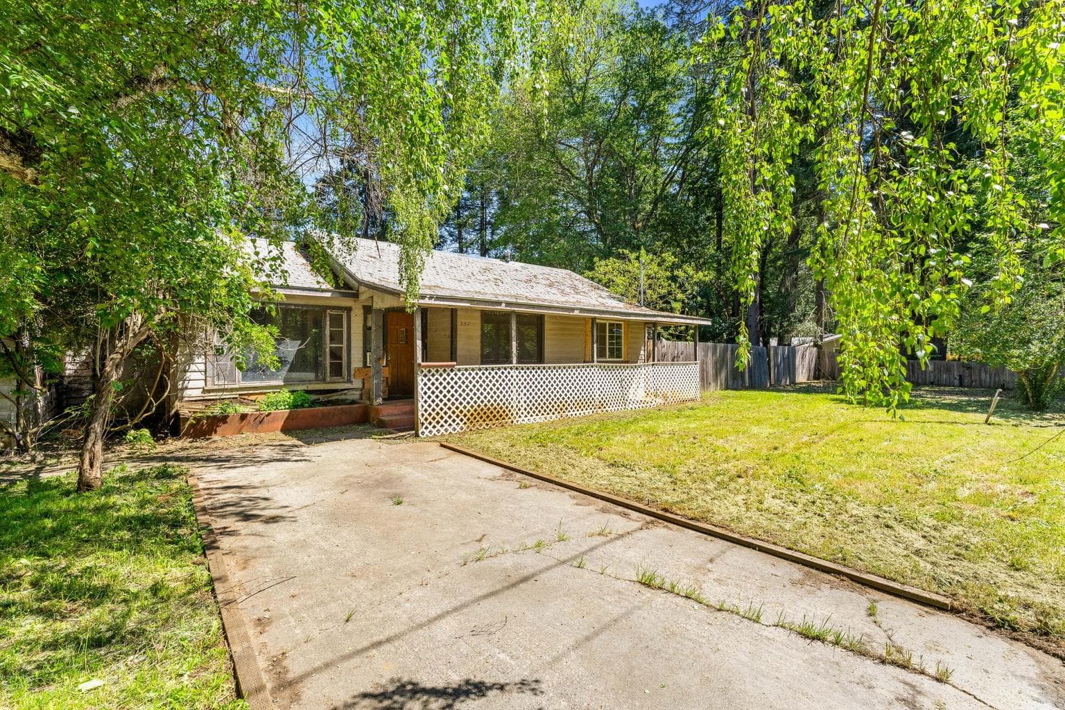 Photo of 337 Kerby 2 of 26