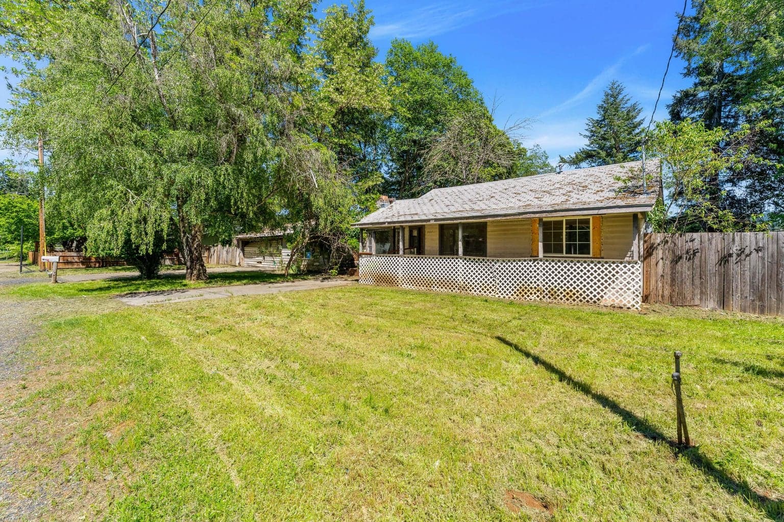 Photo of 337 Kerby 4 of 26