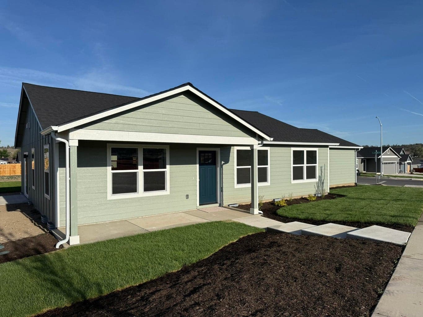 Photo of 639 Arnold 4 of 24