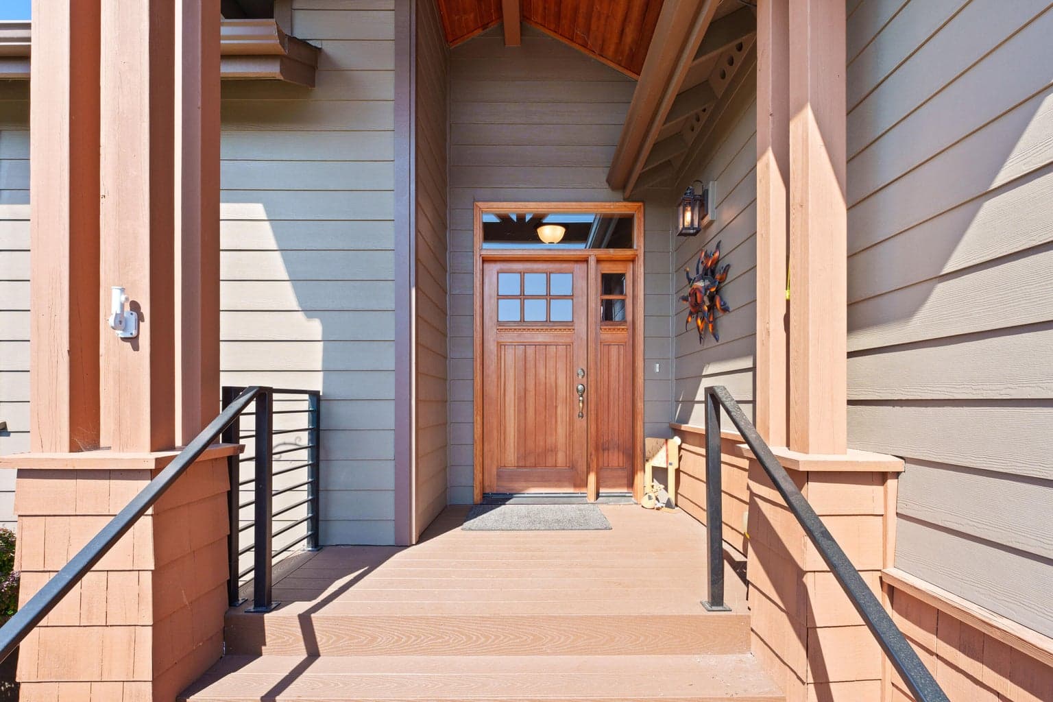 Covered front porch.