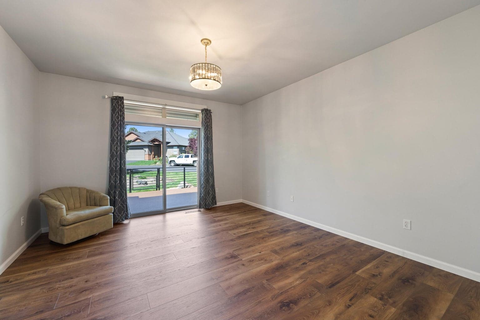 Large primary suite with access to the back deck,