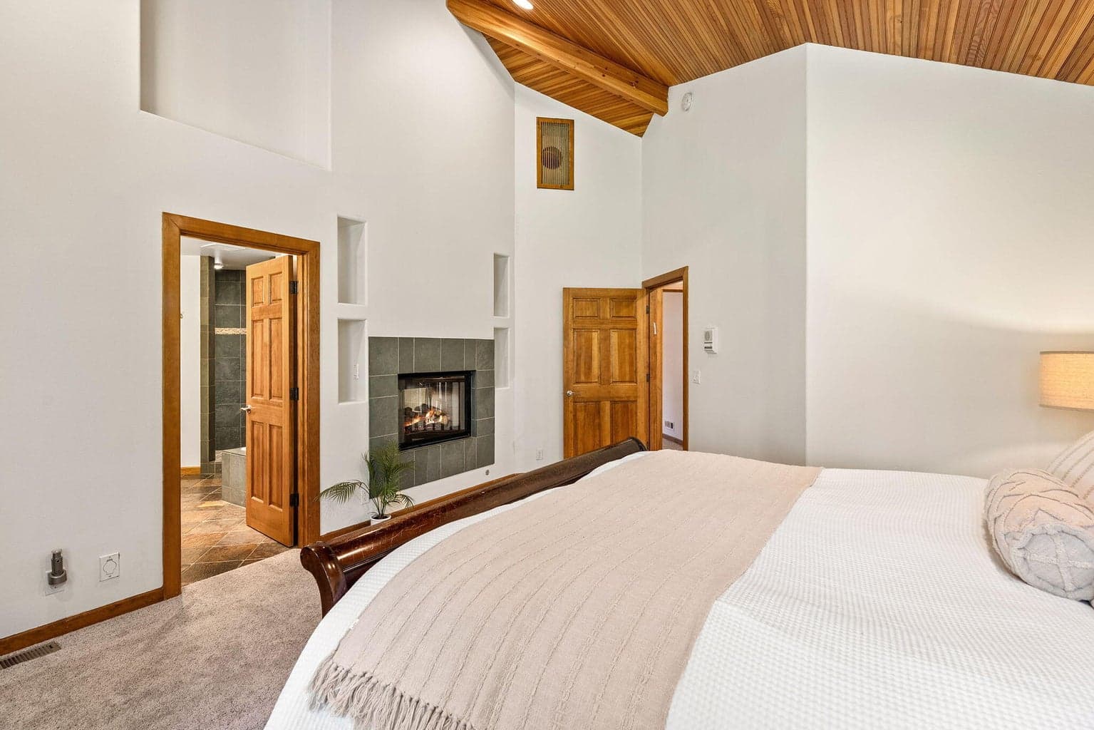 Photo of 60766 Golf Village Loop 24 of 61