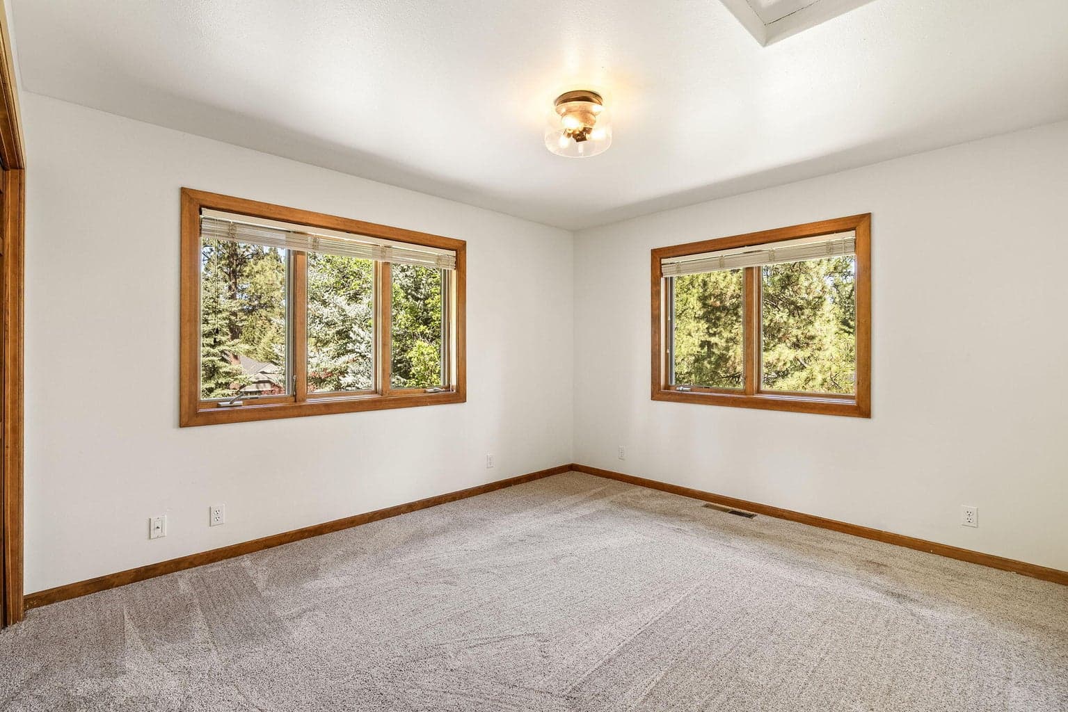 Photo of 60766 Golf Village Loop 33 of 61