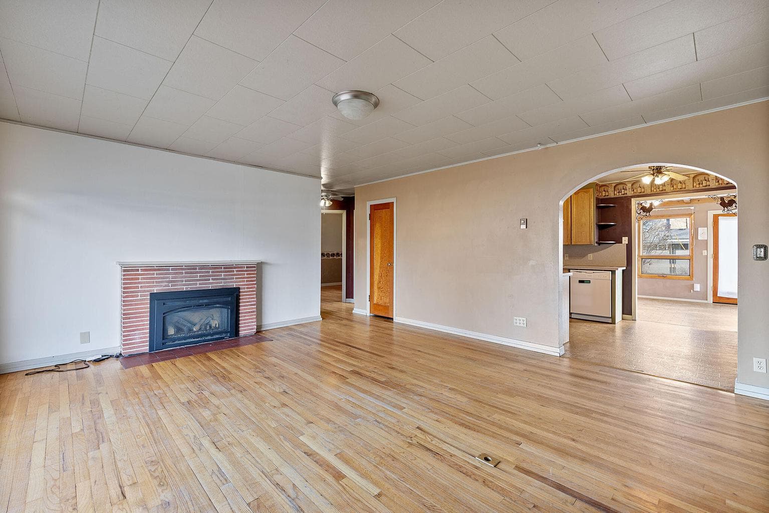 Photo of 790 Garner 4 of 24