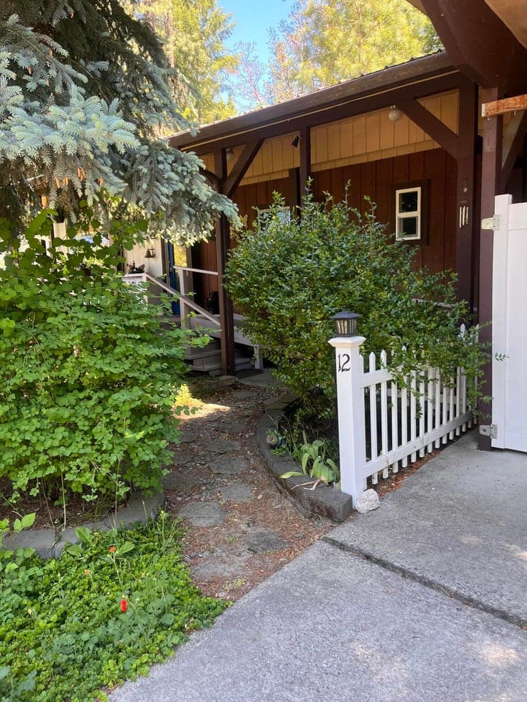 Photo of 6226 Evans Creek 3 of 30
