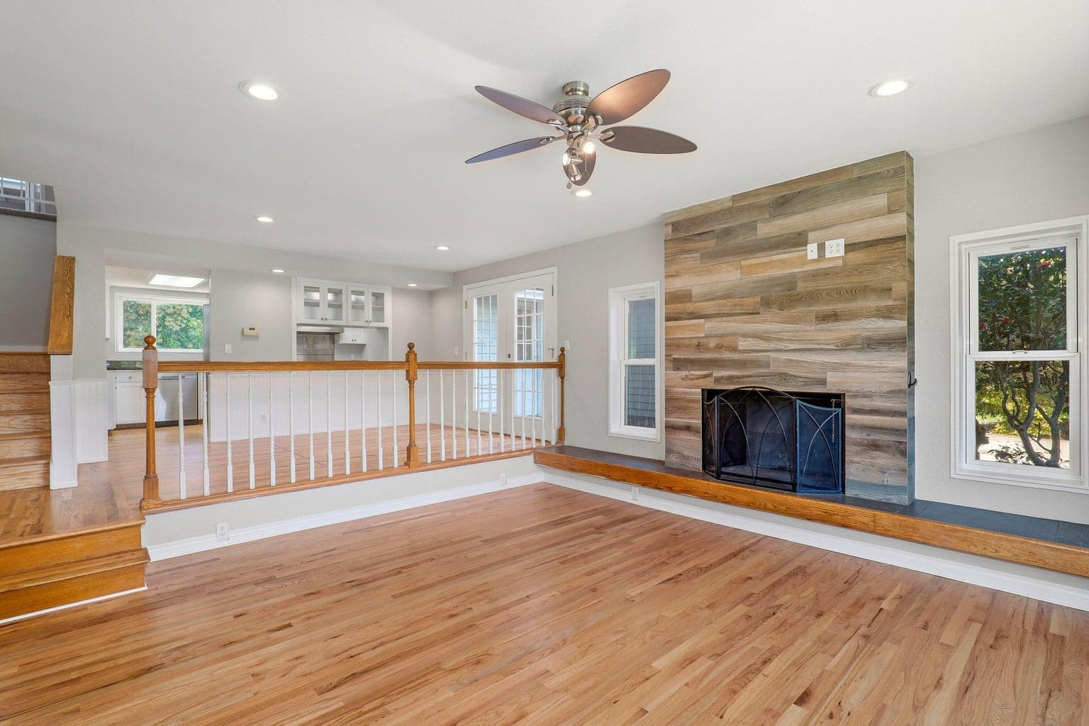 Photo of 1089 Brookdale 4 of 41