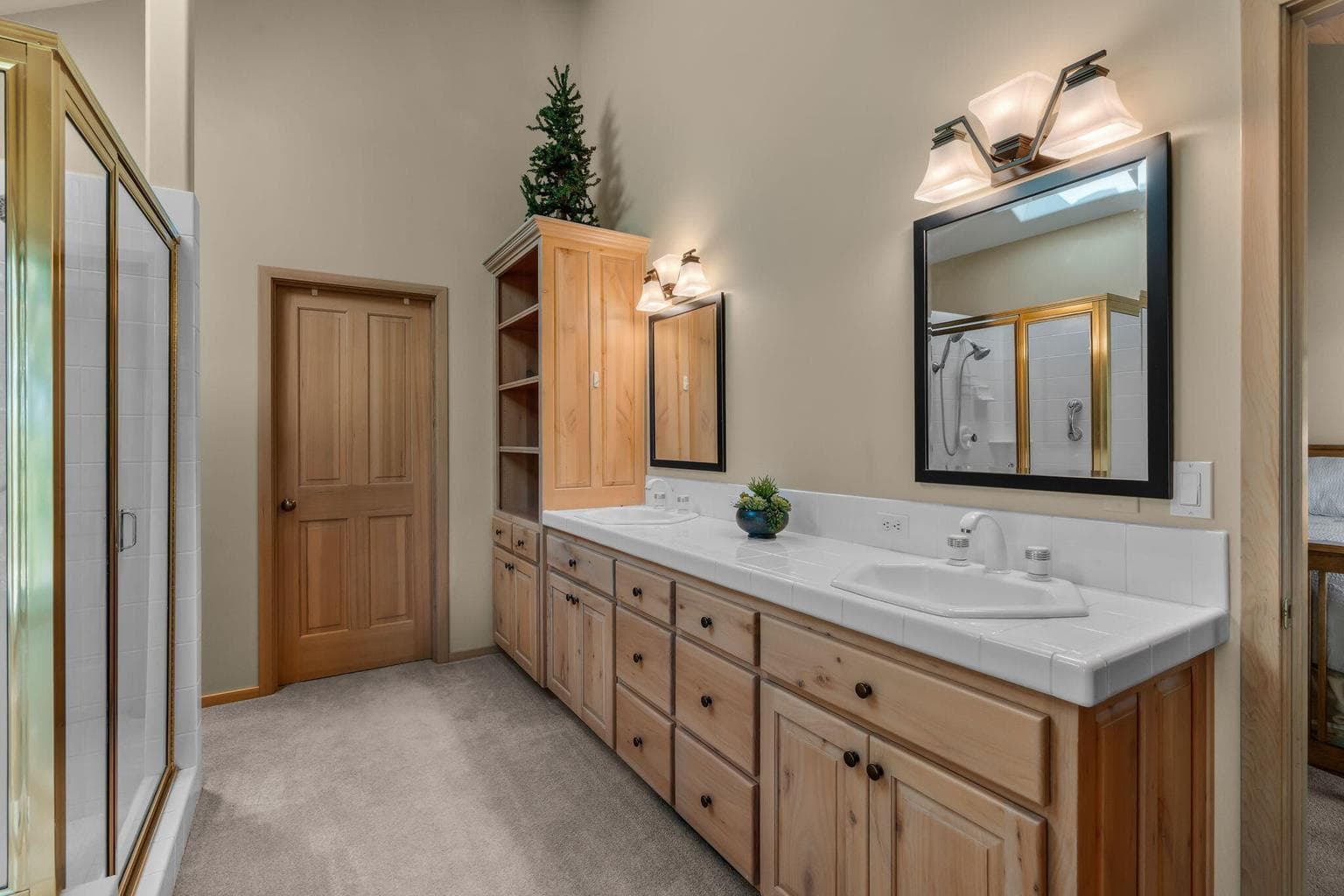 Photo of 2594 NW Obrien Court 22 of 64