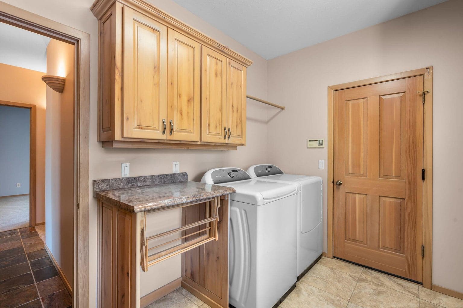 Photo of 2594 NW Obrien Court 32 of 64