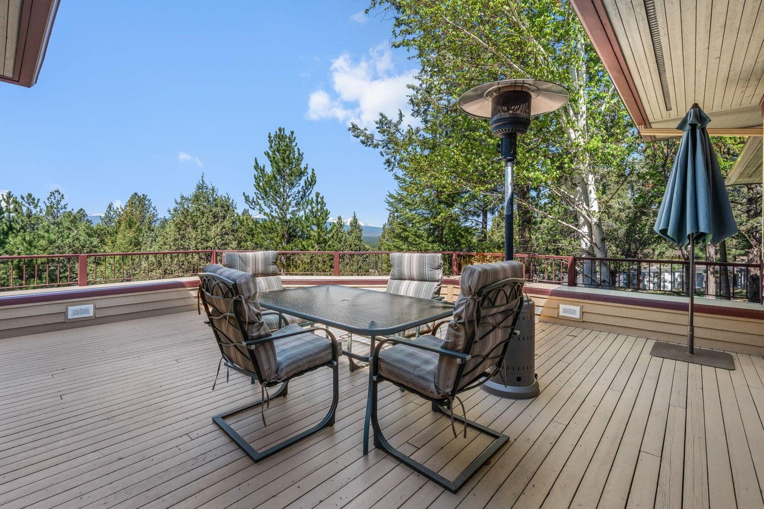 Photo of 2594 NW Obrien Court 41 of 64