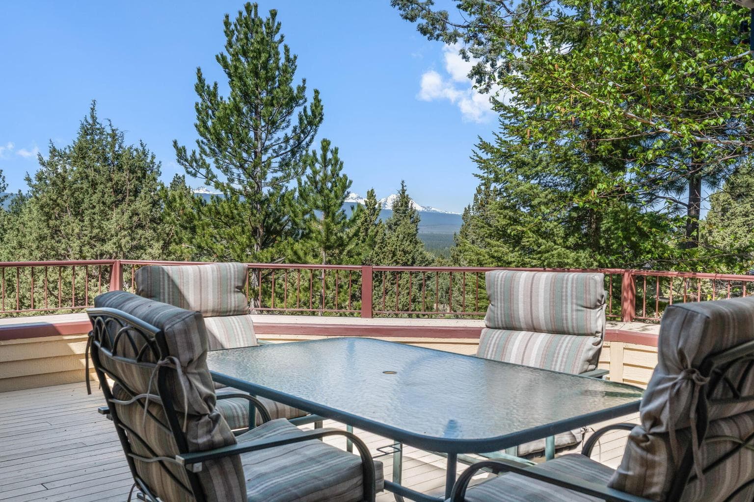 Photo of 2594 NW Obrien Court 42 of 64