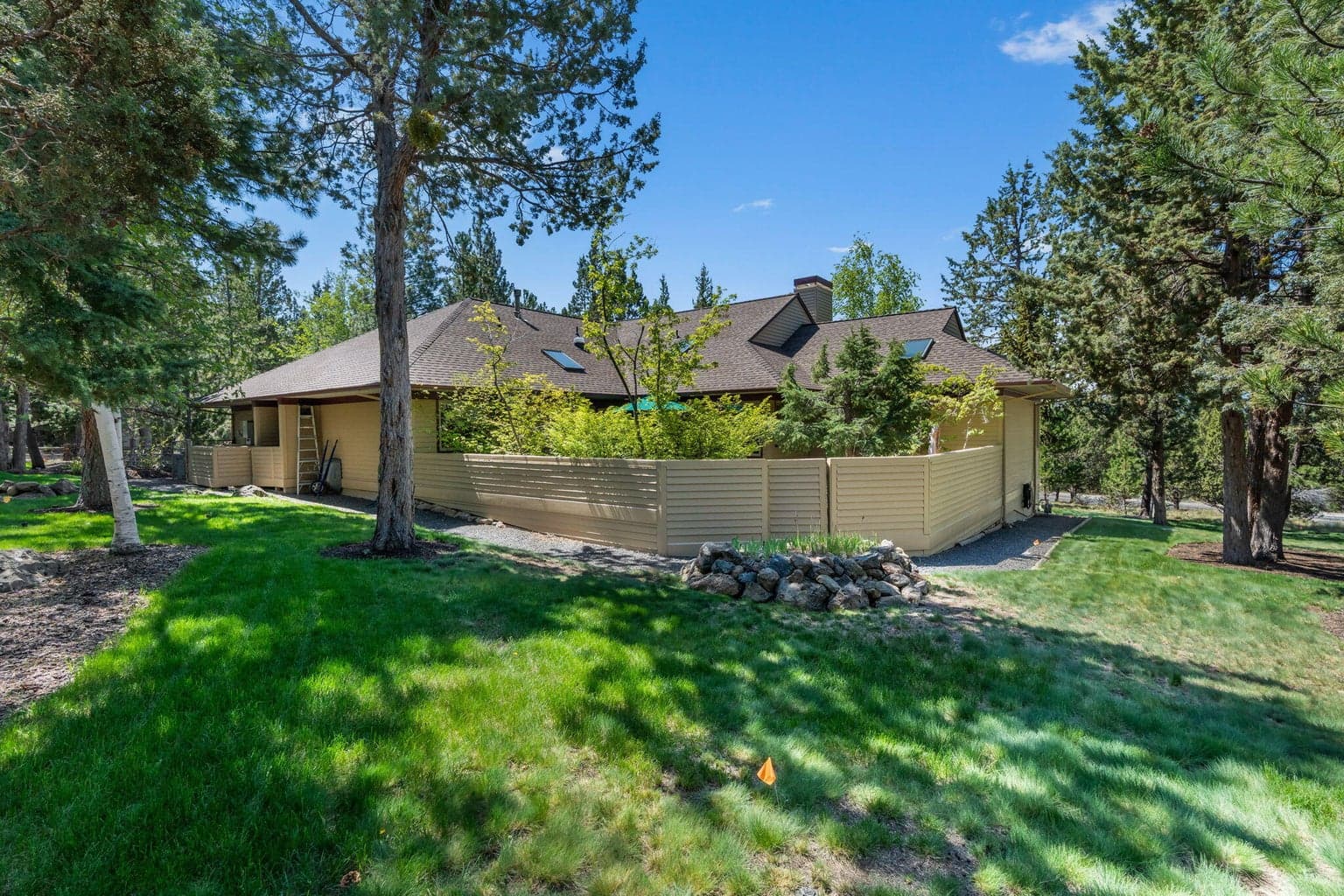 Photo of 2594 NW Obrien Court 56 of 64