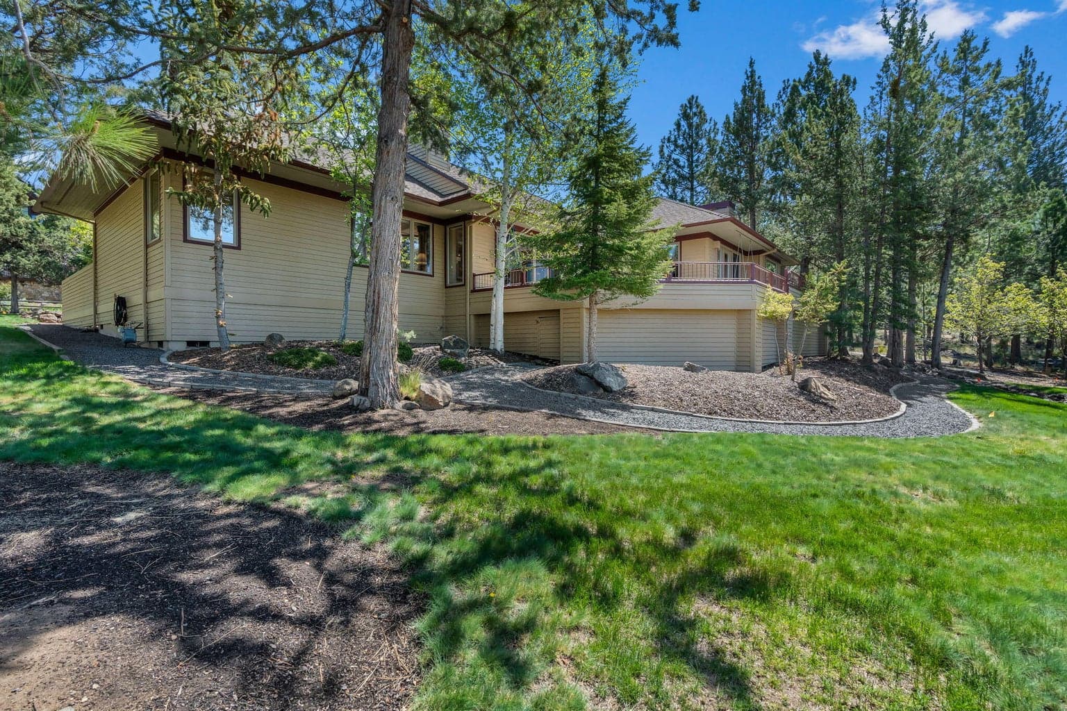 Photo of 2594 NW Obrien Court 60 of 64