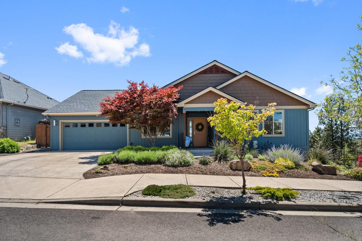 Photo of 1008 Azure 2 of 59
