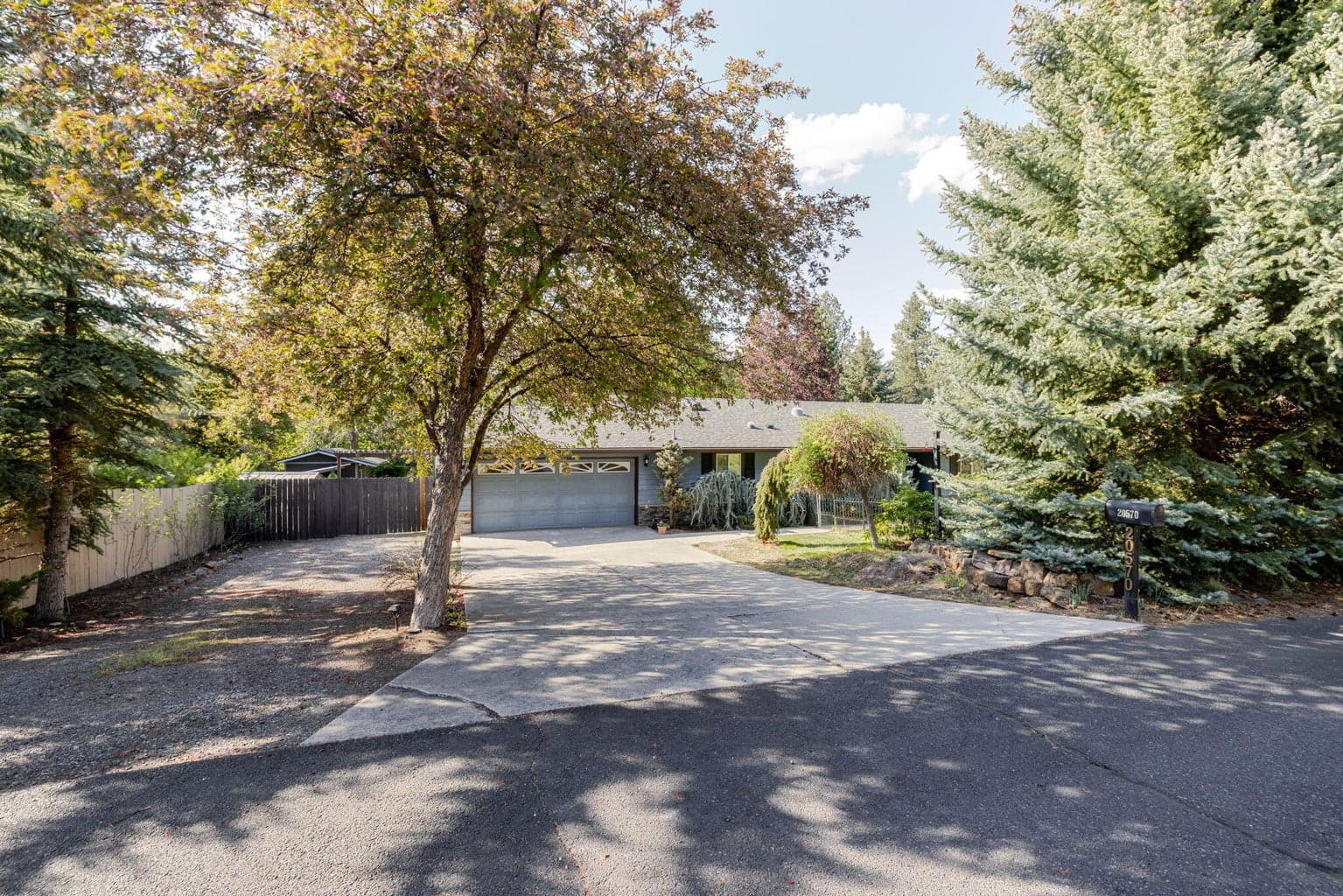 Photo of 20570 Whitehaven 1 of 80