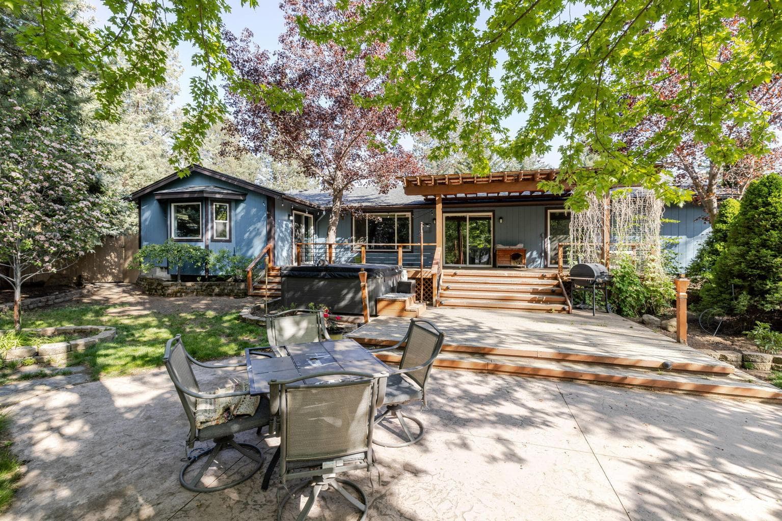Photo of 20570 Whitehaven 3 of 80