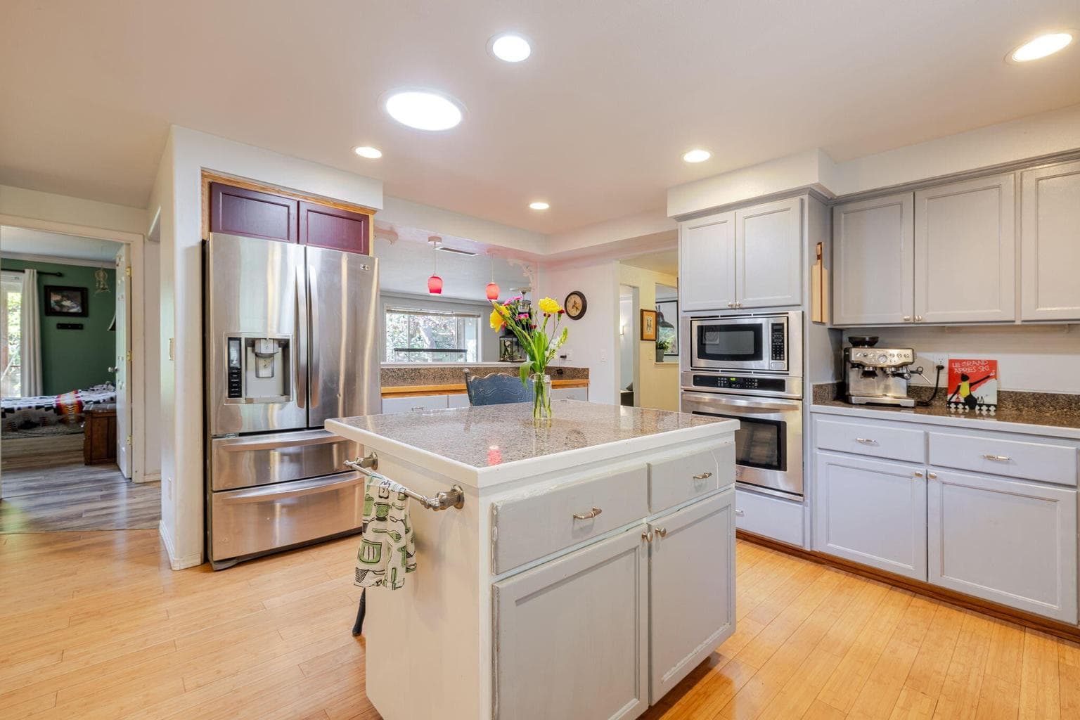 Photo of 20570 Whitehaven Lane 14 of 80