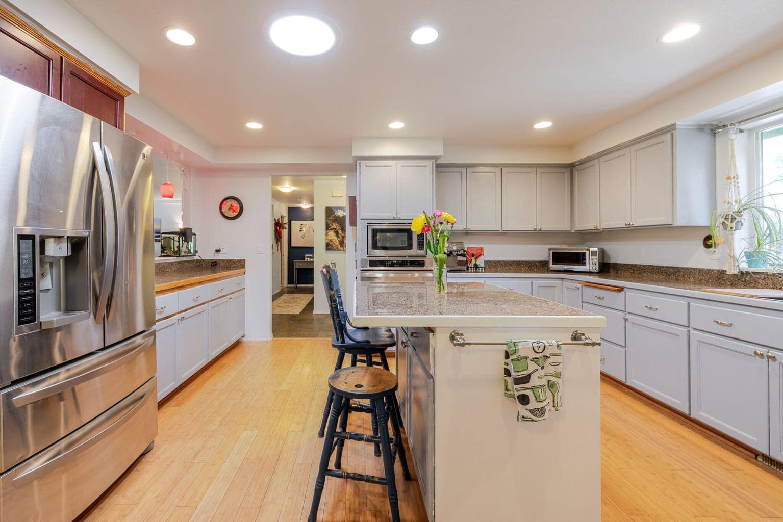 Photo of 20570 Whitehaven Lane 15 of 80