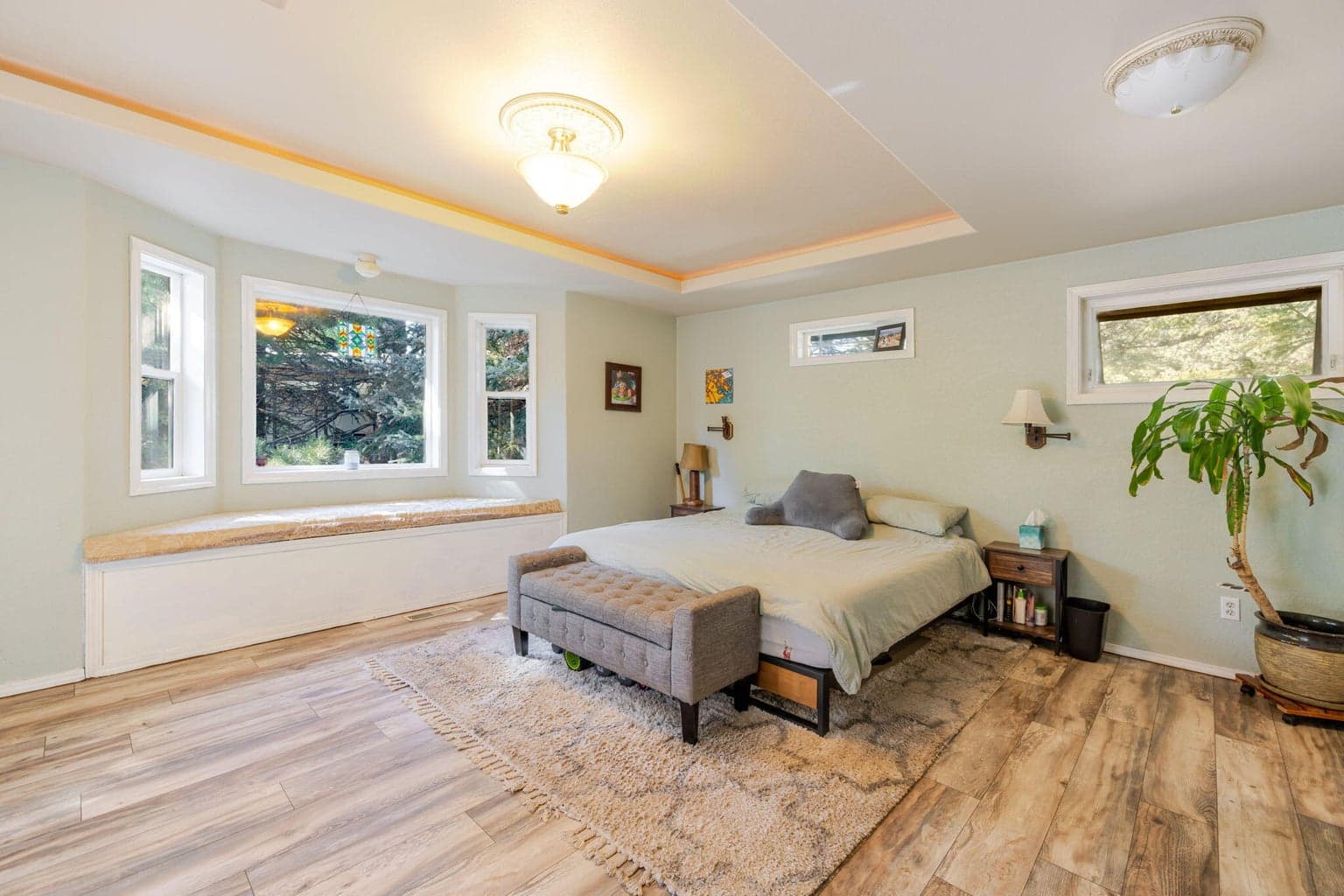 Photo of 20570 Whitehaven Lane 29 of 80