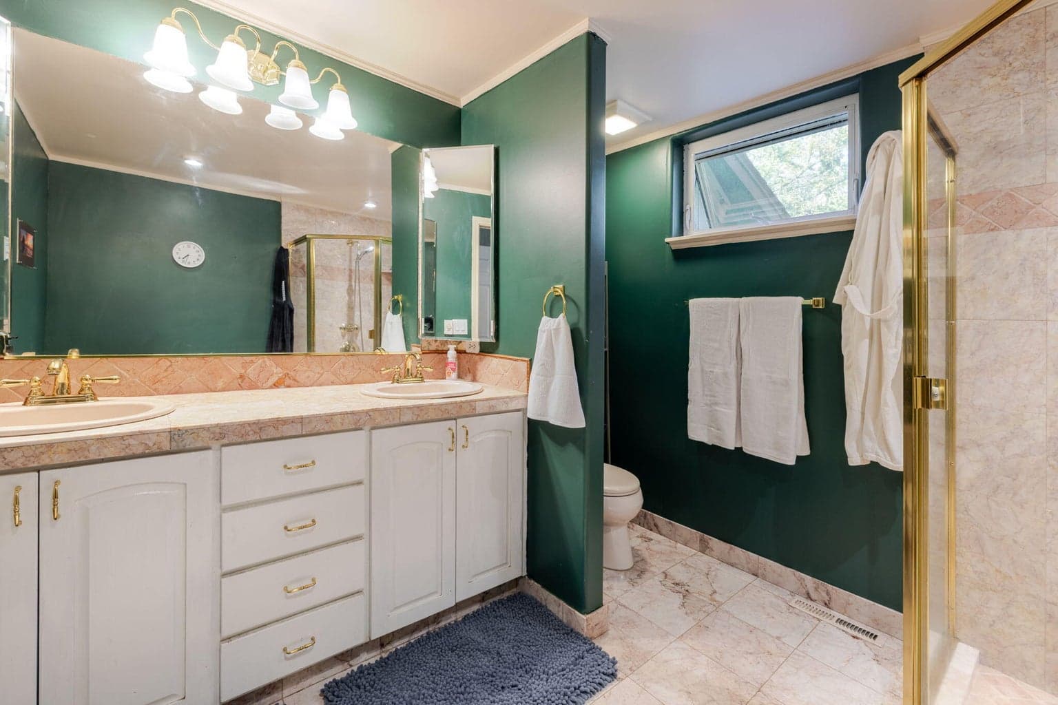 Photo of 20570 Whitehaven Lane 33 of 80