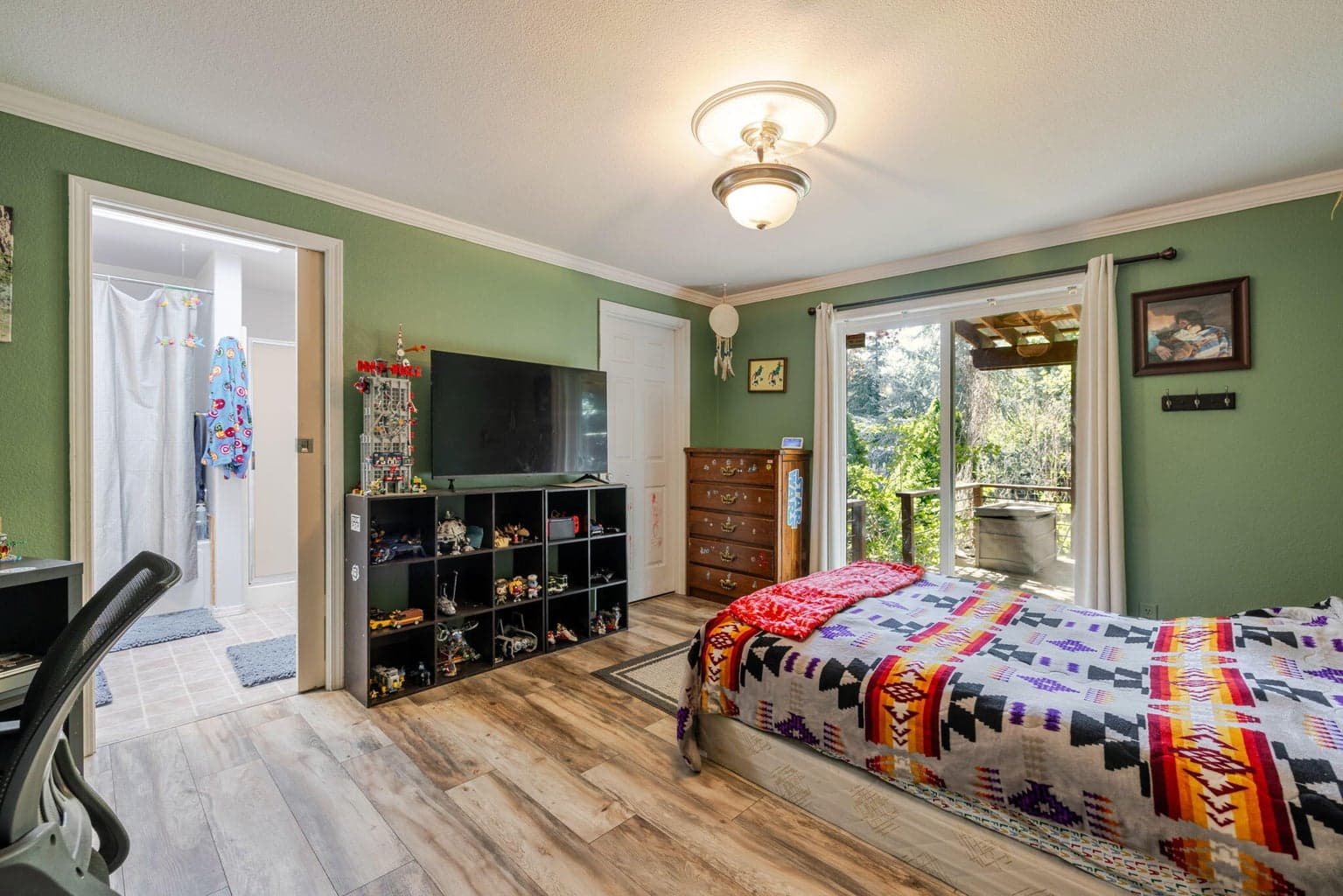 Photo of 20570 Whitehaven Lane 34 of 80