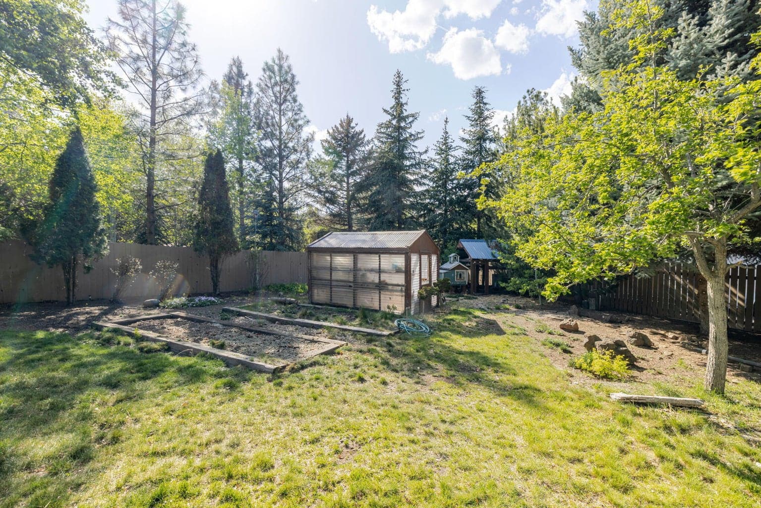 Photo of 20570 Whitehaven Lane 52 of 80
