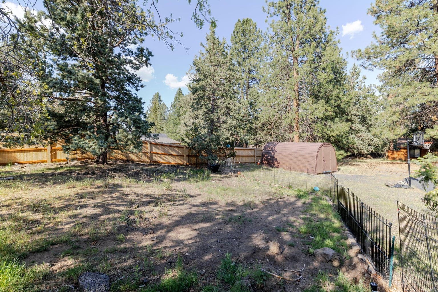 Photo of 20570 Whitehaven Lane 60 of 80