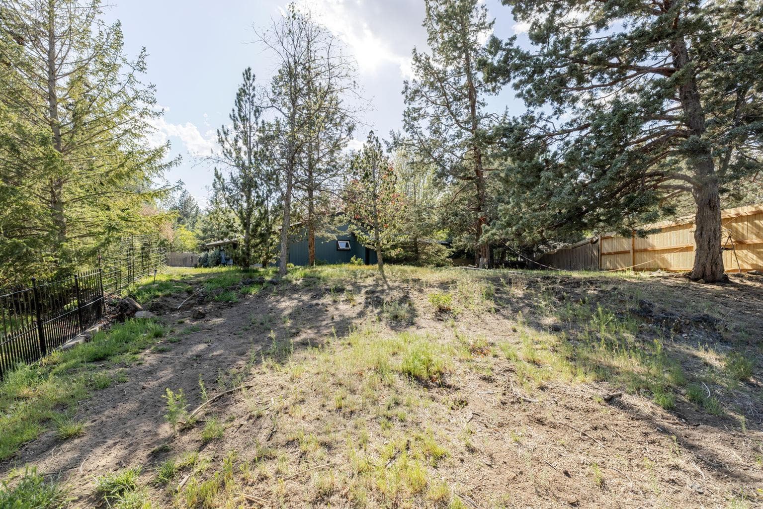 Photo of 20570 Whitehaven Lane 66 of 80