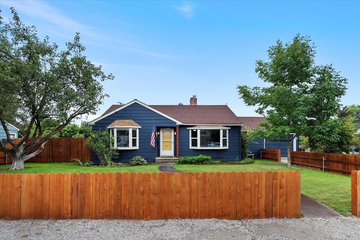 646 2nd, Prineville, 97754
