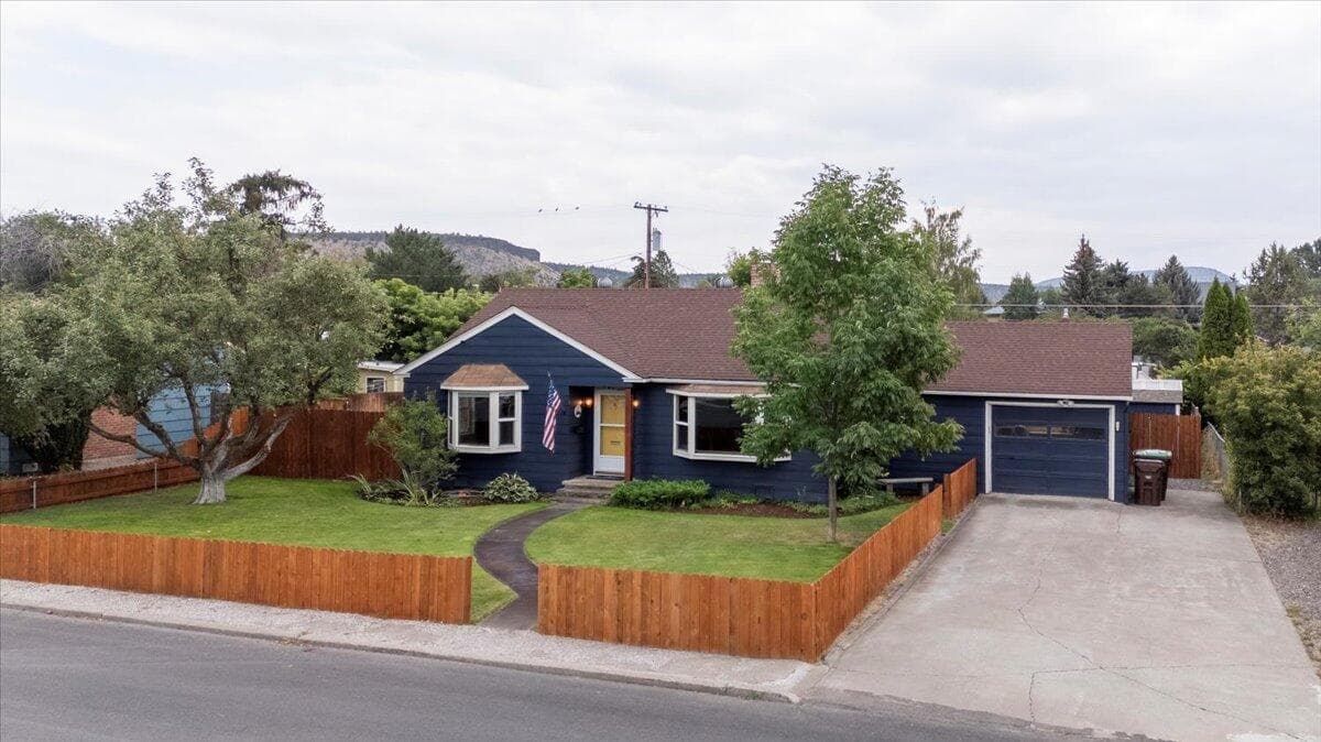 Photo of 646 2nd 3 of 47