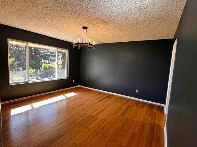 Photo of 1619 Kimberly 5 of 20