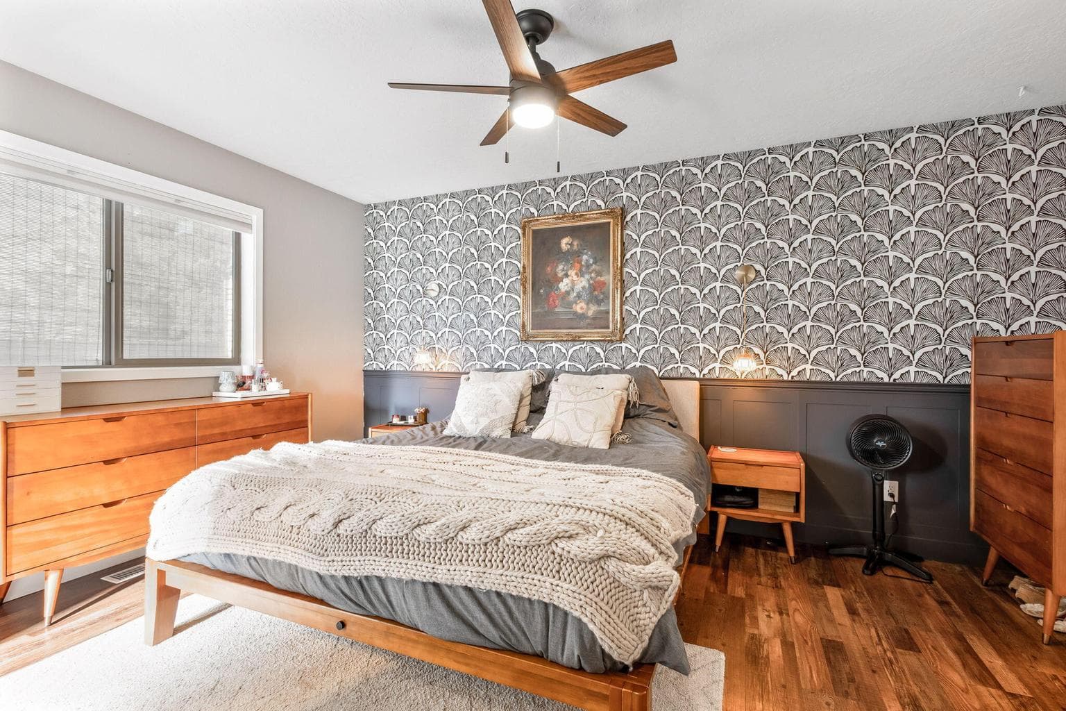 Photo of 2150 NE Castle Avenue 12 of 27