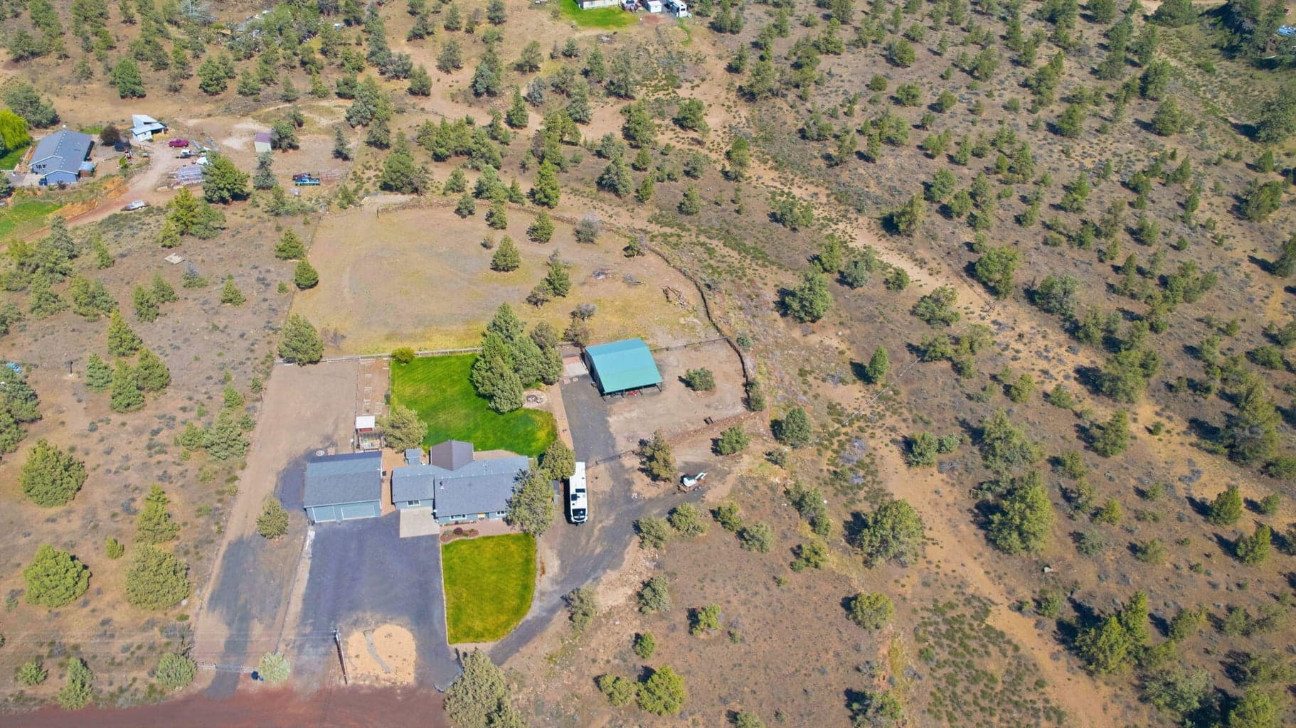 Photo of 5900 59th 2 of 38