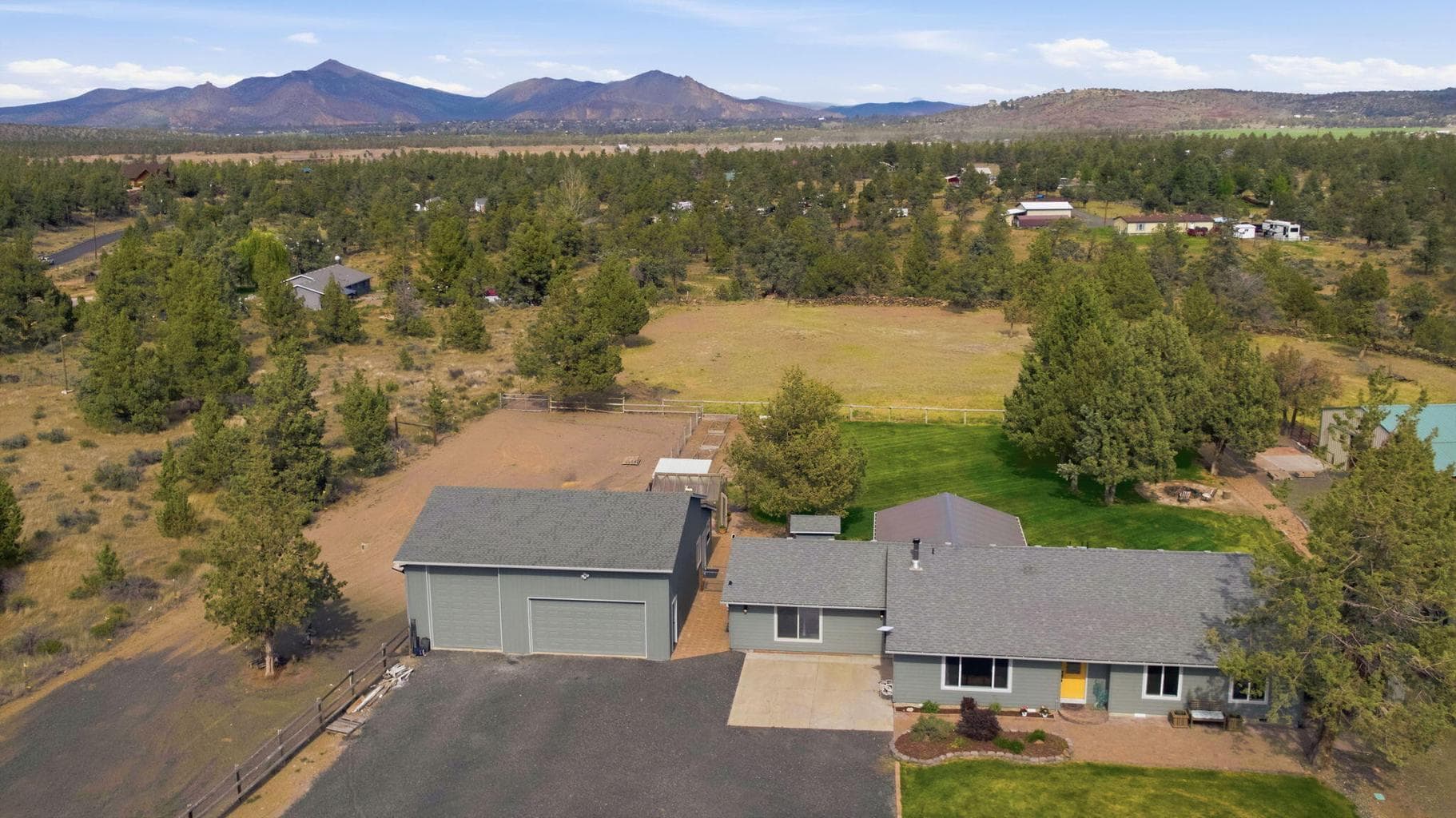 Photo of 5900 59th 3 of 38