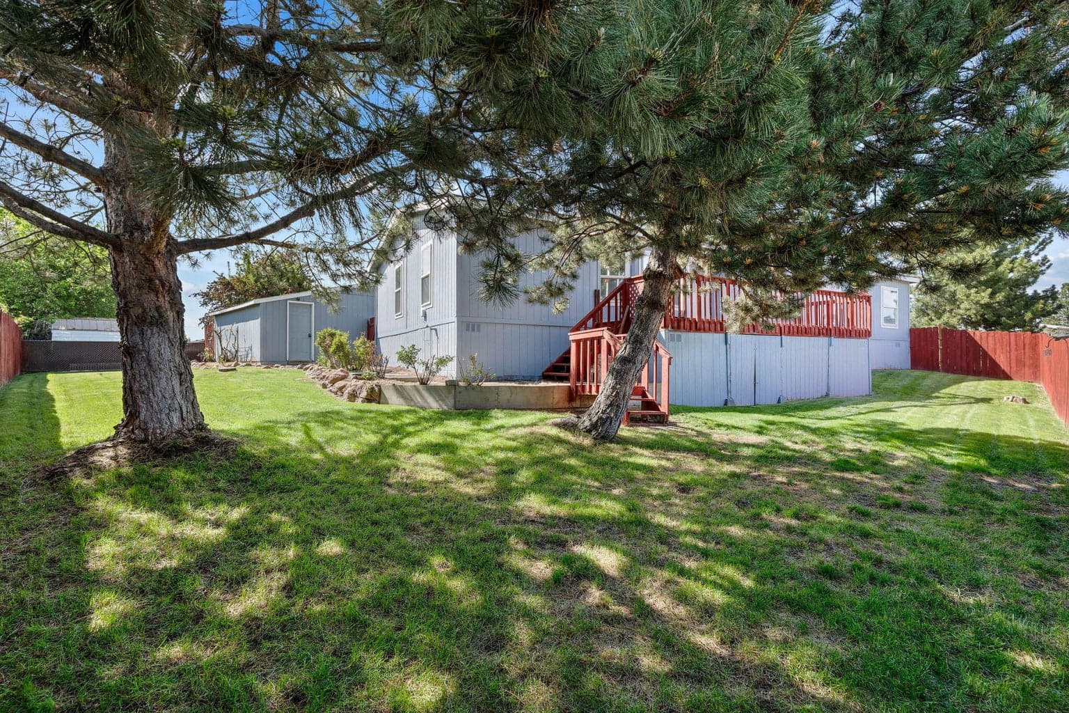 Photo of 215 SE J Street 6 of 30