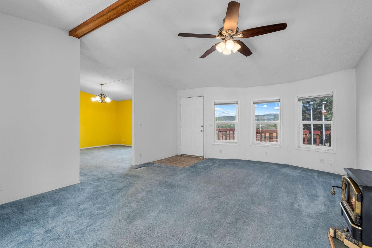 Photo of 215 SE J Street 13 of 30